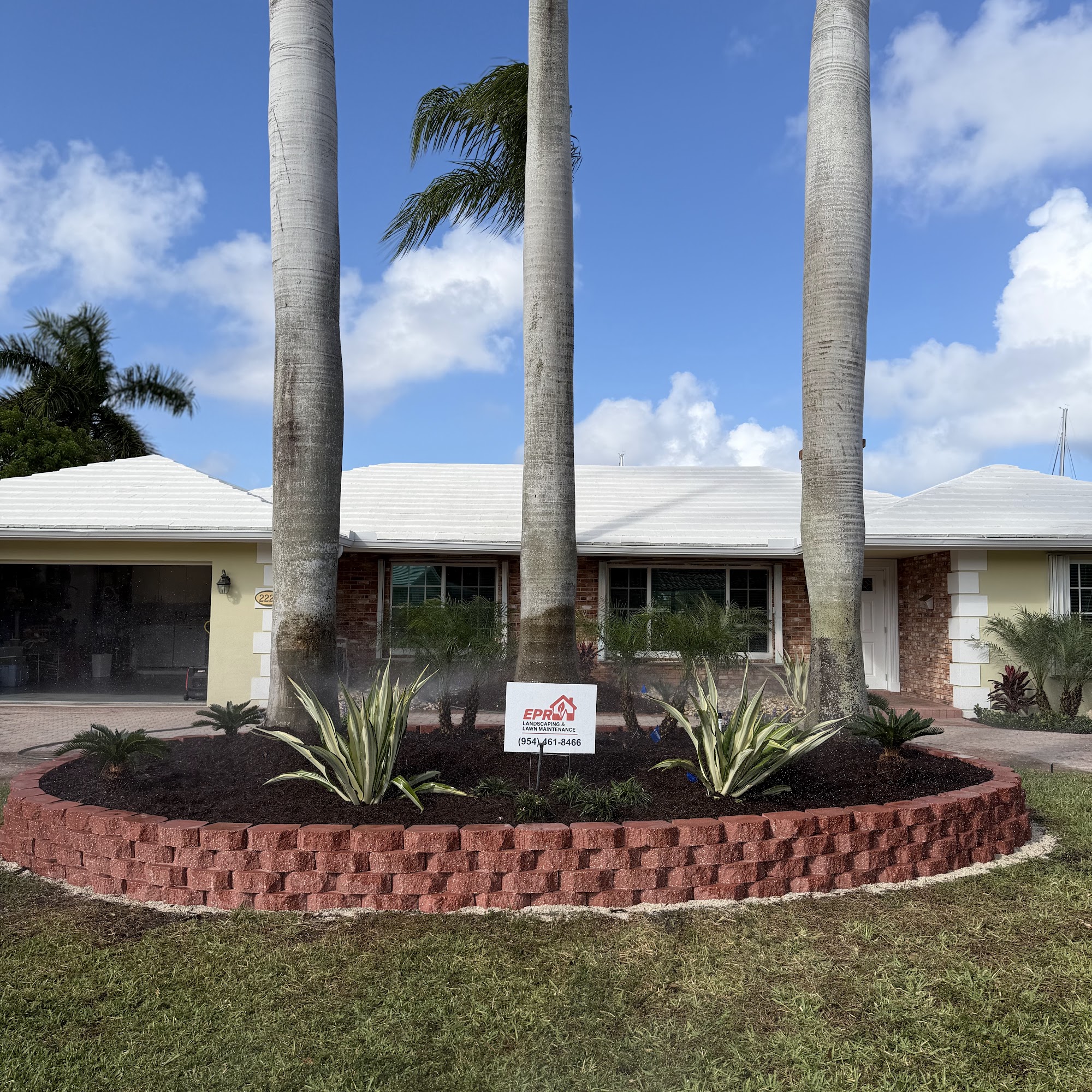 Finished front-yard landscape in Pompano Beach